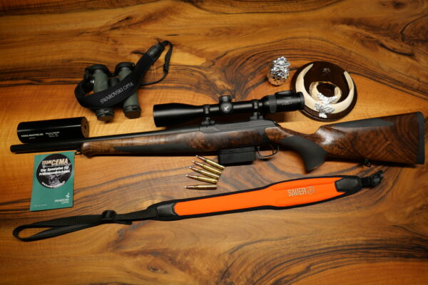 Sauer 202 Schwarzwild HYBRID, Final Edition, Swarovski Optik, cal. 8 x 57 is oder .308 Win. 51 cm LL, semiweight, M18x1
